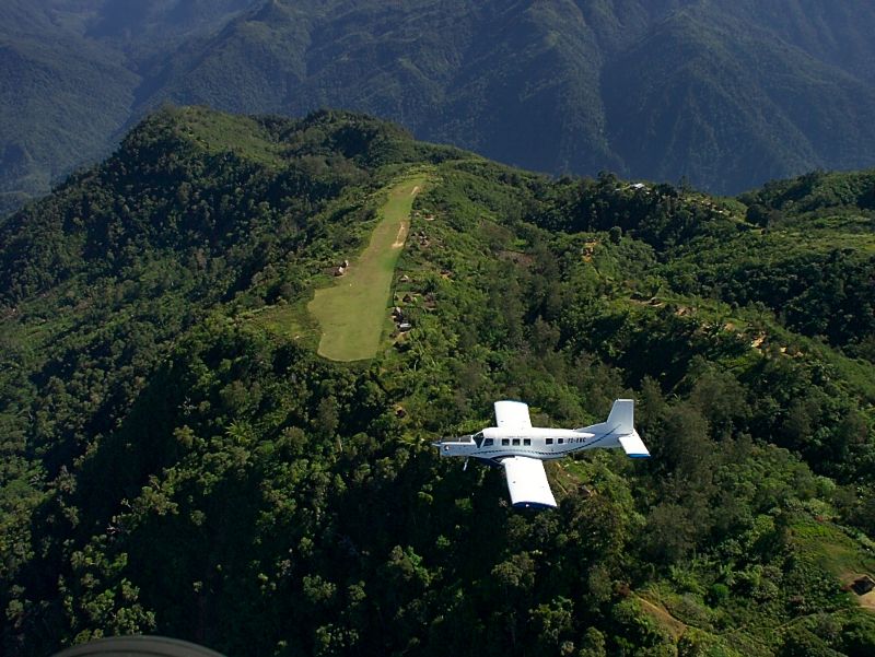 P-750 Central Aviation, PNG